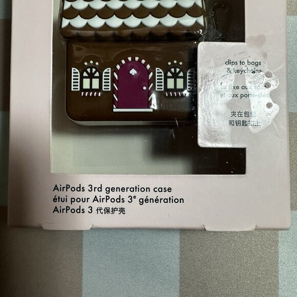 NIB Kate Spade New York GINGERBREAD 3rd Gen AirPods Carrying Case K9401 - Picture 3 of 8